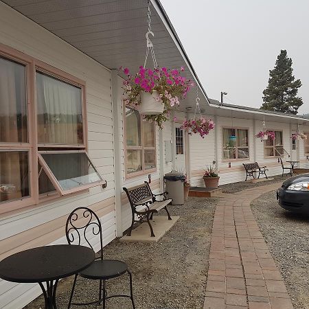 Flamingo Motel Cranbrook Exterior photo
